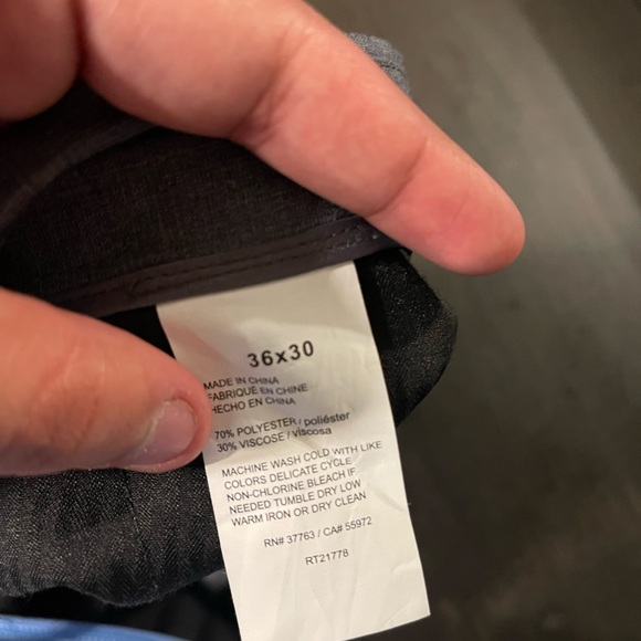 Van Heusen slim fit Mens suit - Picture 5 of 6